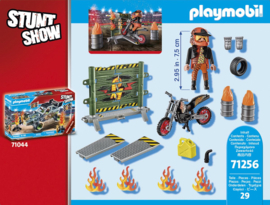 Stuntshow motor met vuurmuur  - 71256