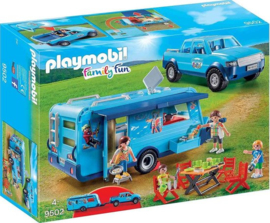 Pickup met Caravan Funpark - 9502