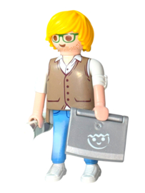 my happy Serie 9 man 11 kranten schrijver / journalist