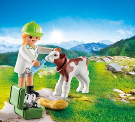 Dierenarts met kalf - 70252