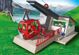 Kabelbaan met station - 9830