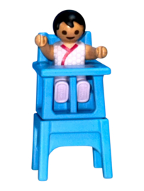 kinderstoel met baby 1