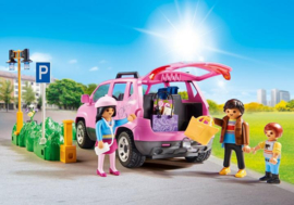 Familiewagen met parkeerplaats - 9404