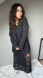 Lace skirt