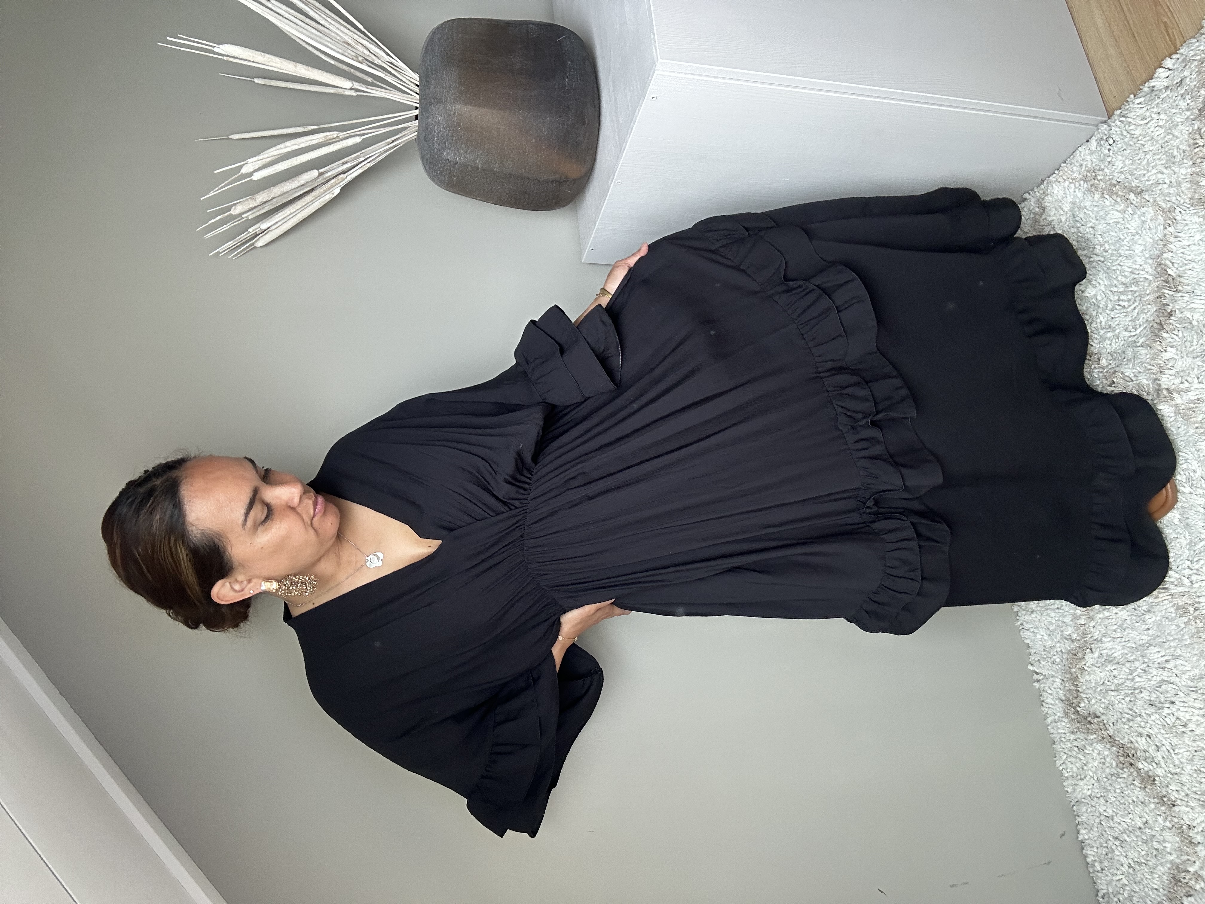 Nova dress black
