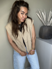 Beige teddy gilet
