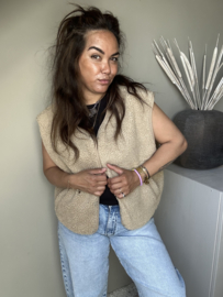 Beige teddy gilet