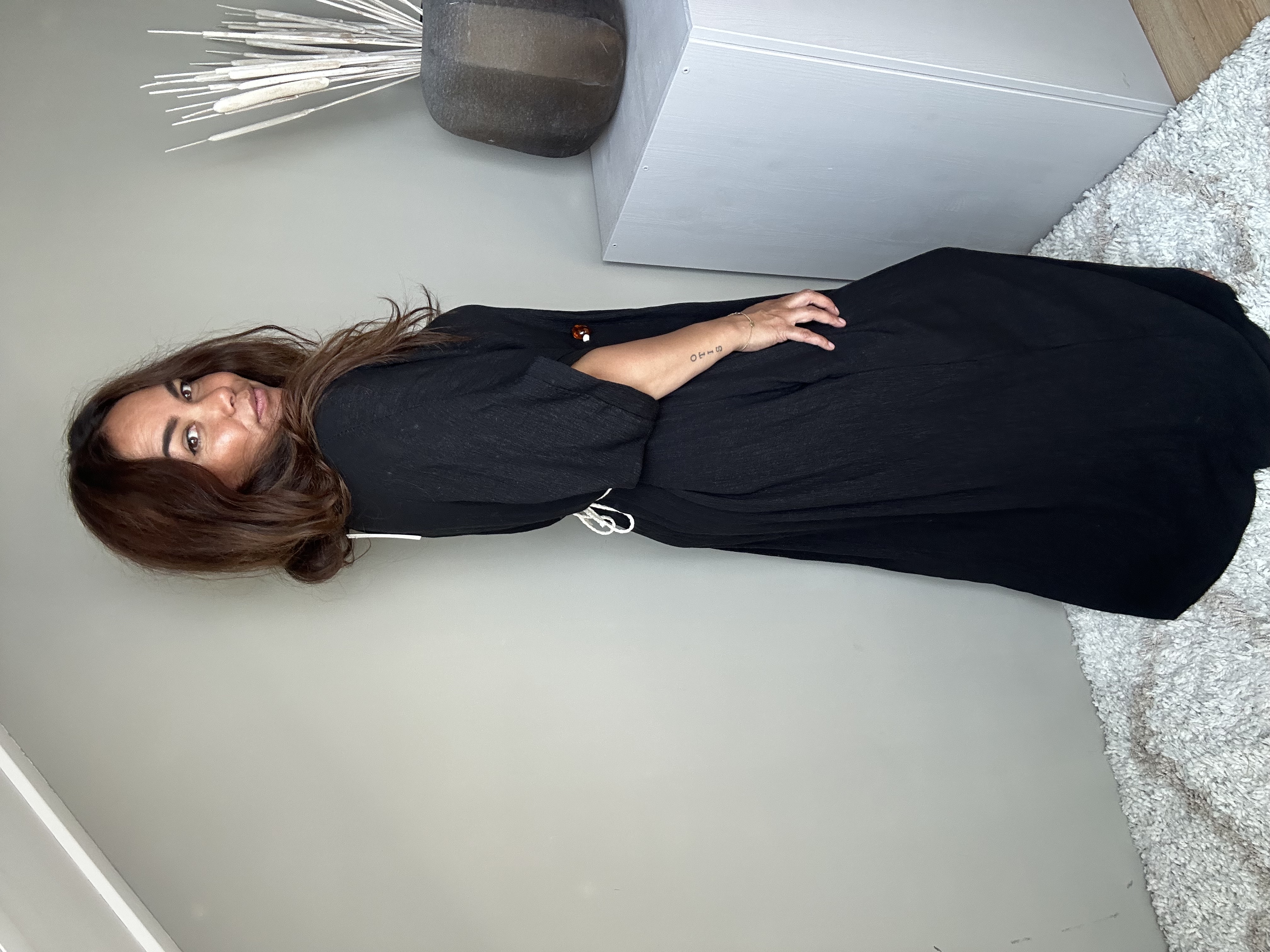 Yara dress black