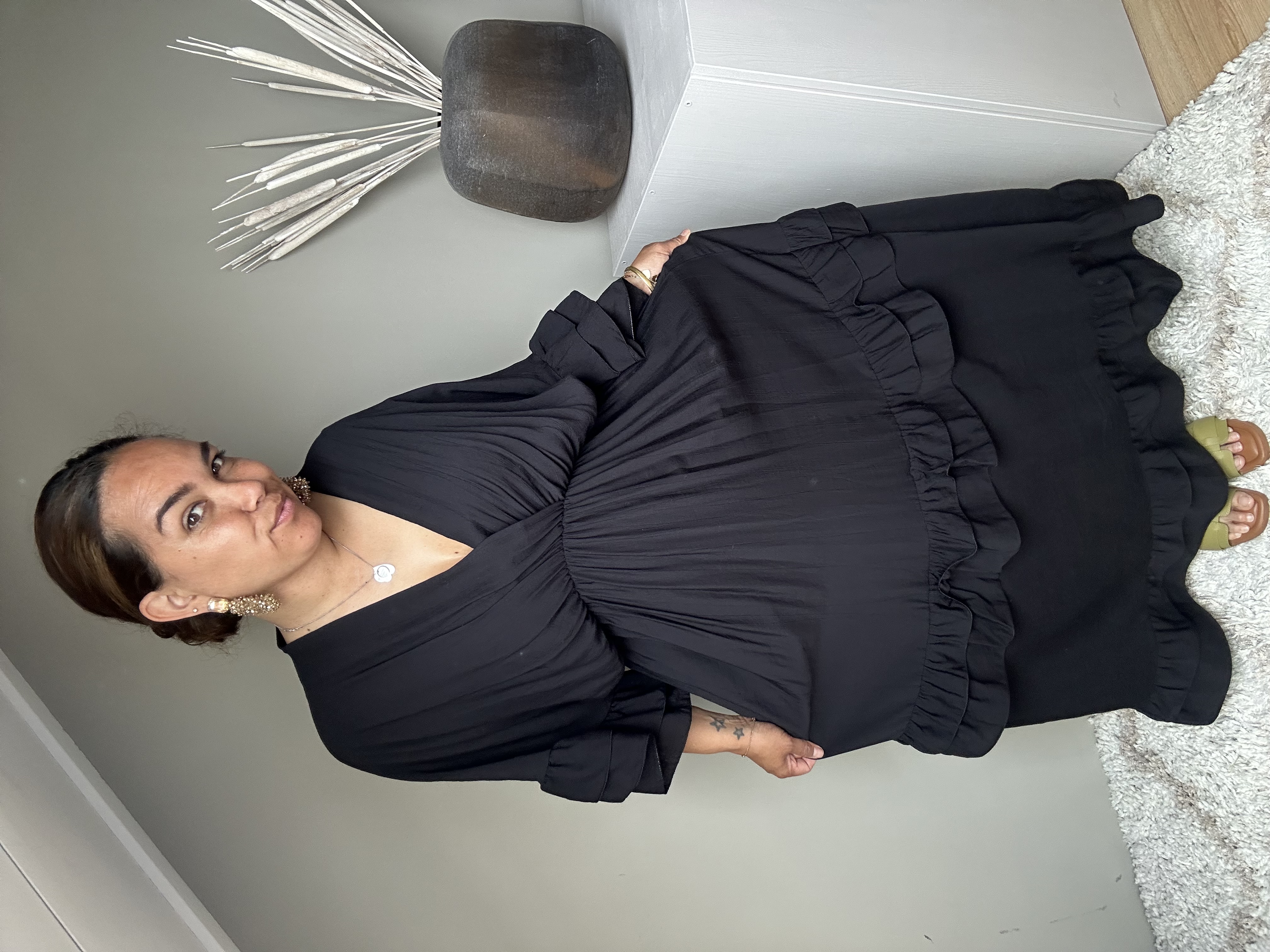 Nova dress black