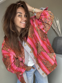 The tiger jacket pink