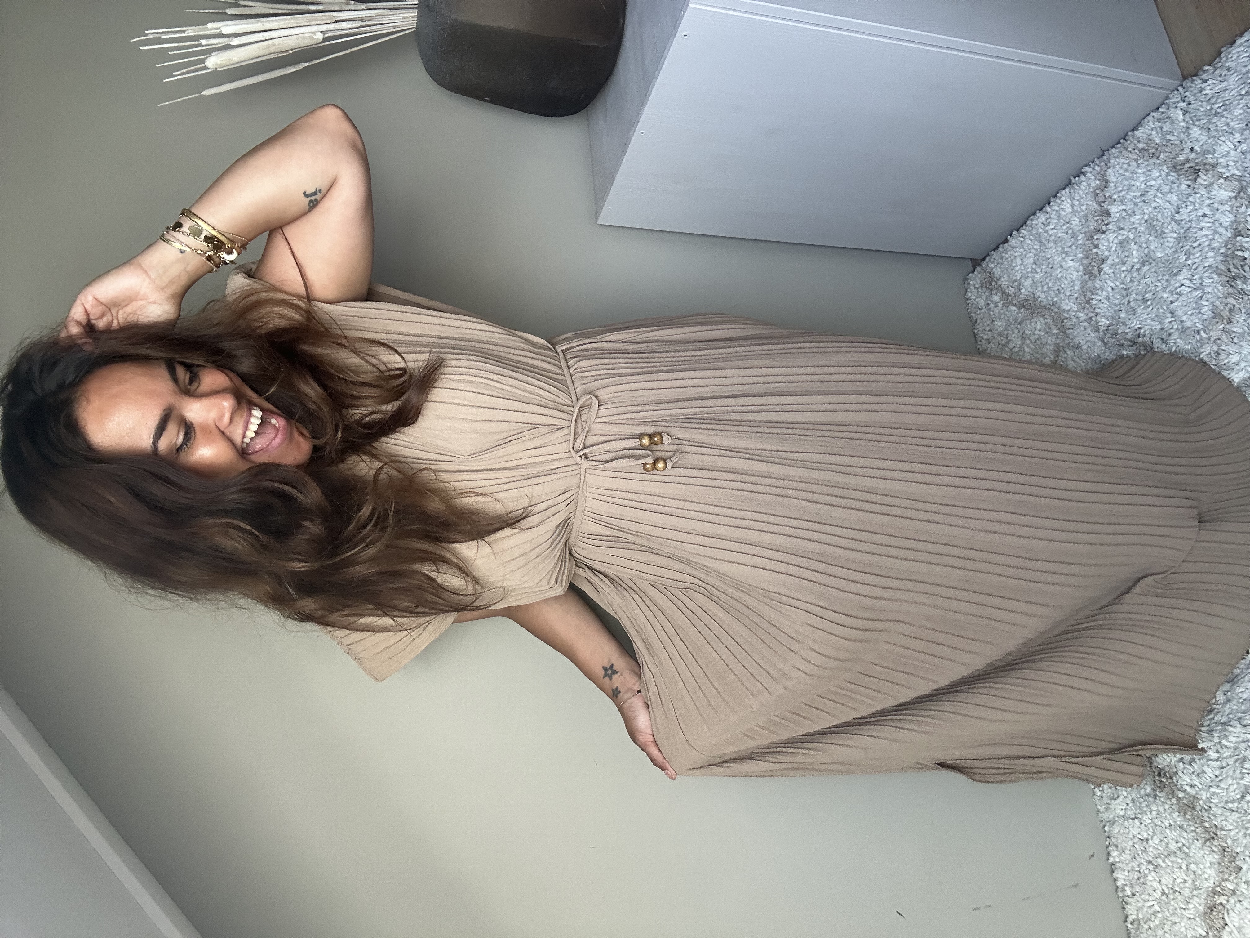 Leslie dress camel
