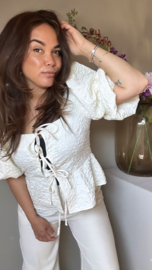 Crème flower blouse