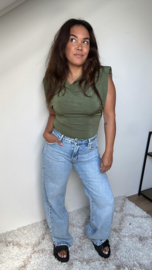 Wide leg jeans