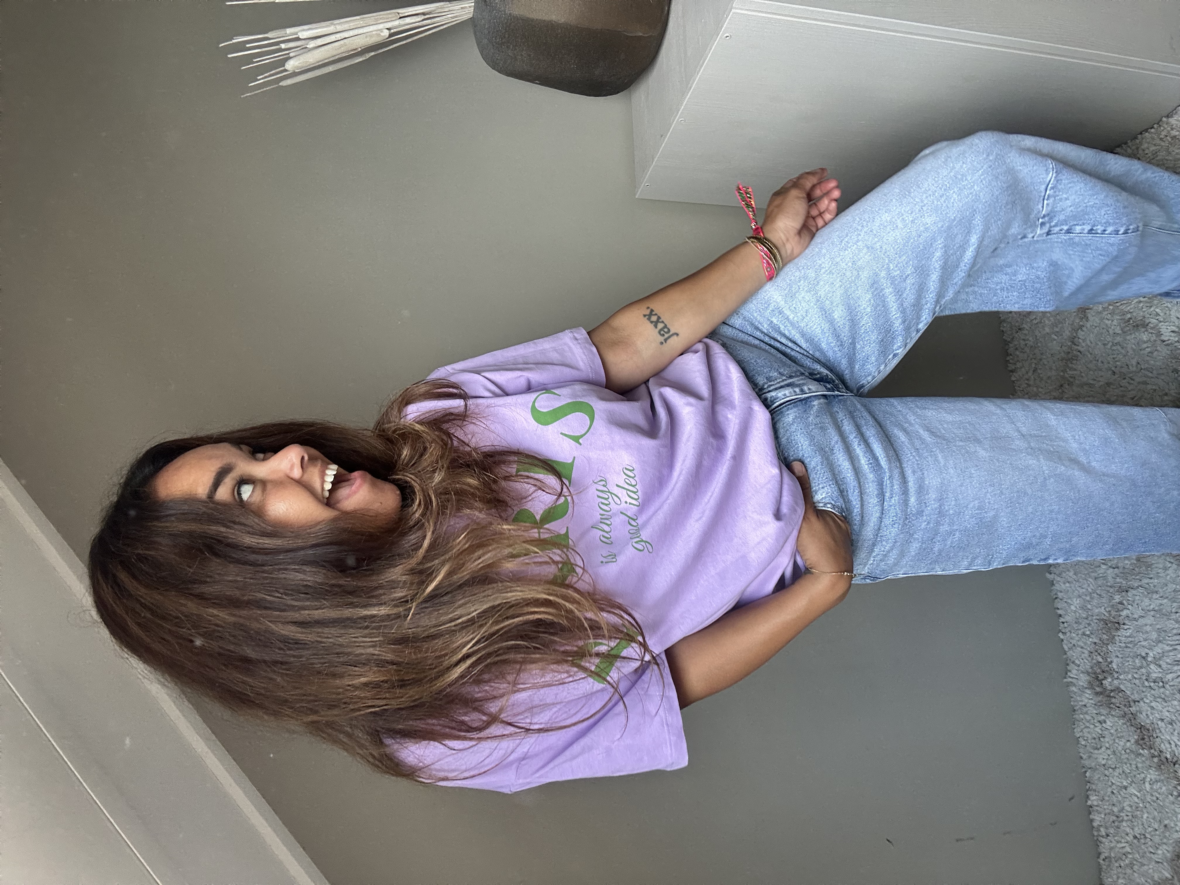 Paris tee lila