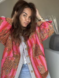 The tiger jacket pink