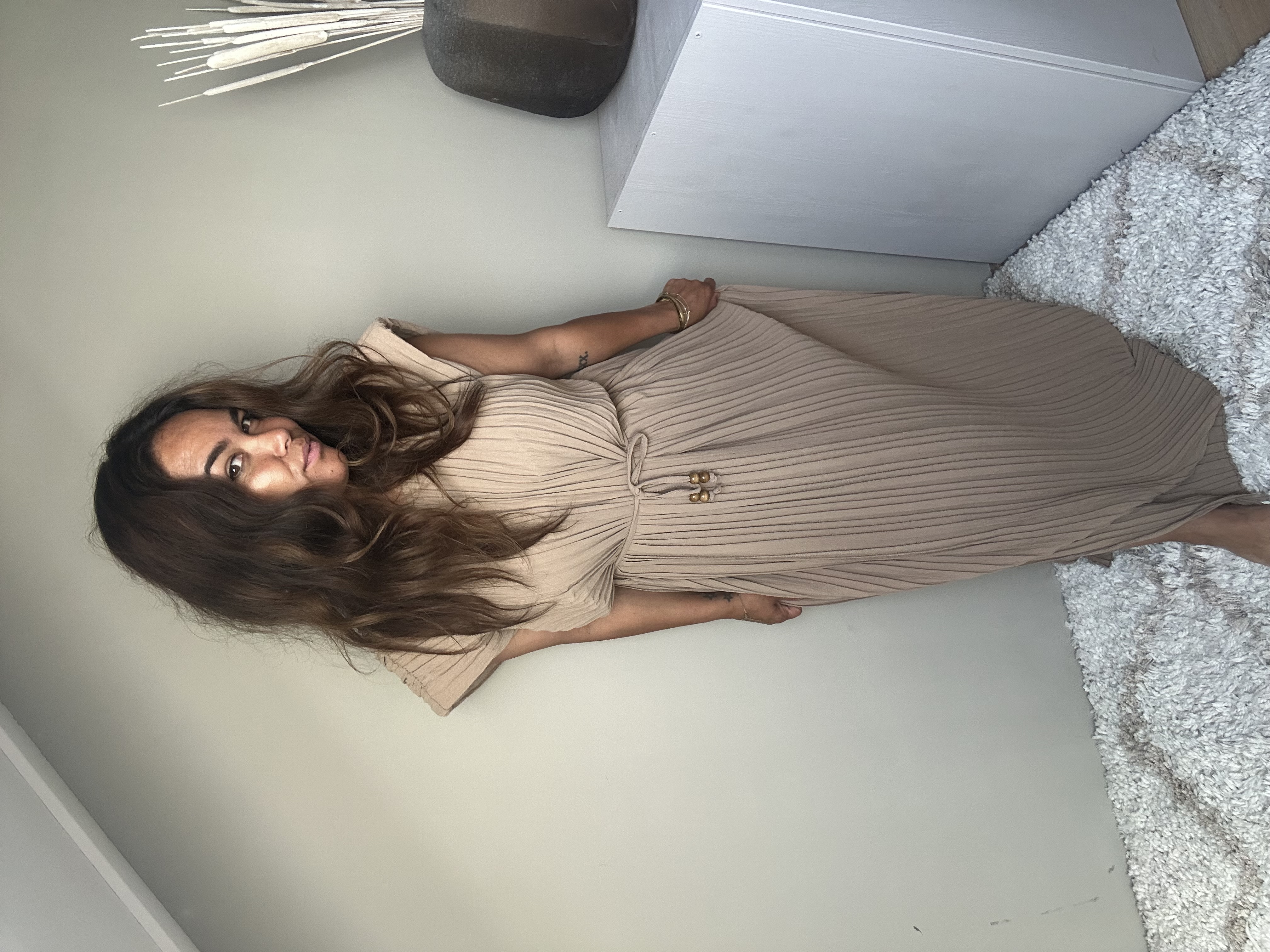 Leslie dress camel