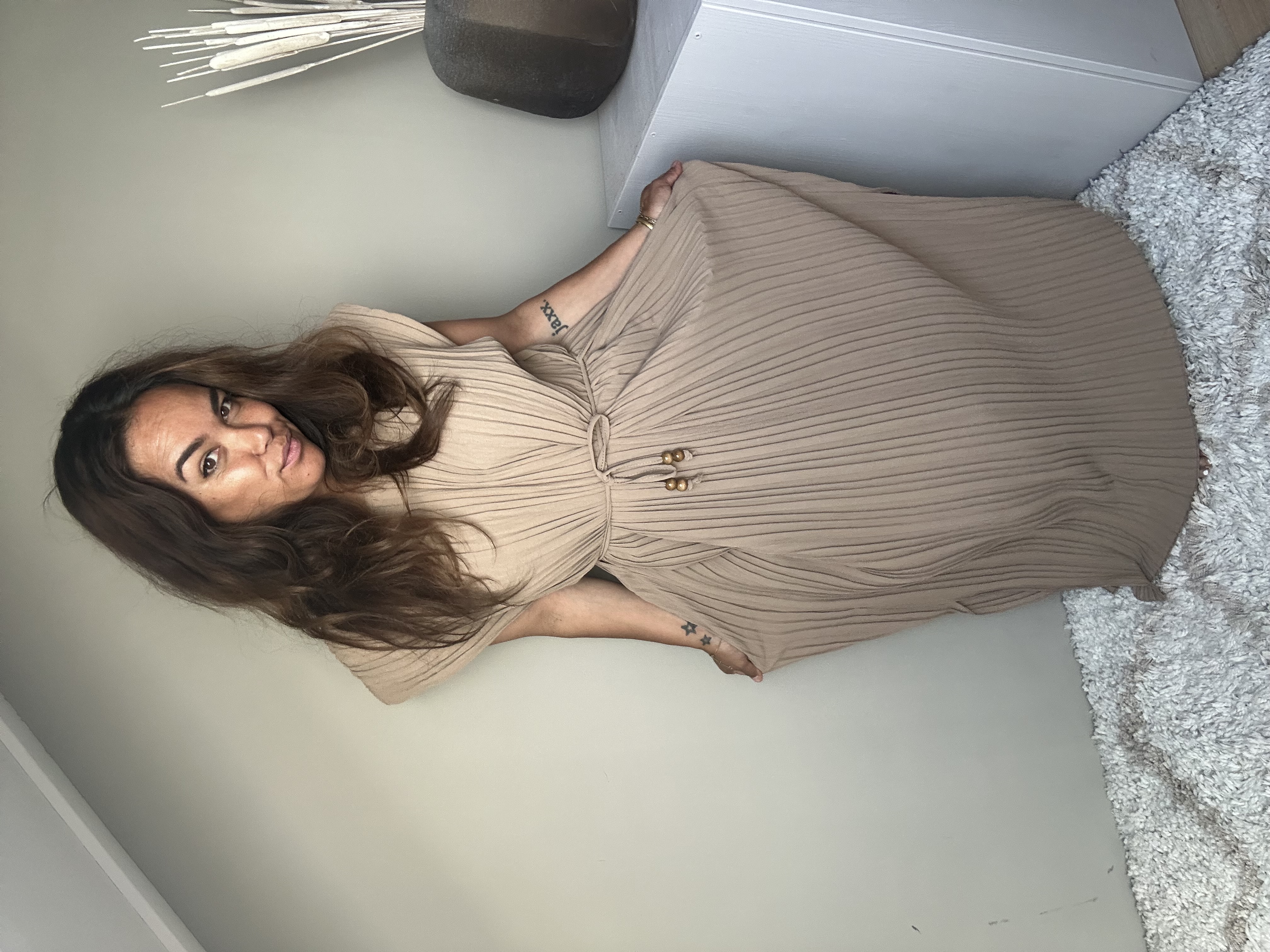 Leslie dress camel