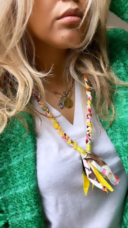 Braided necklace yellow