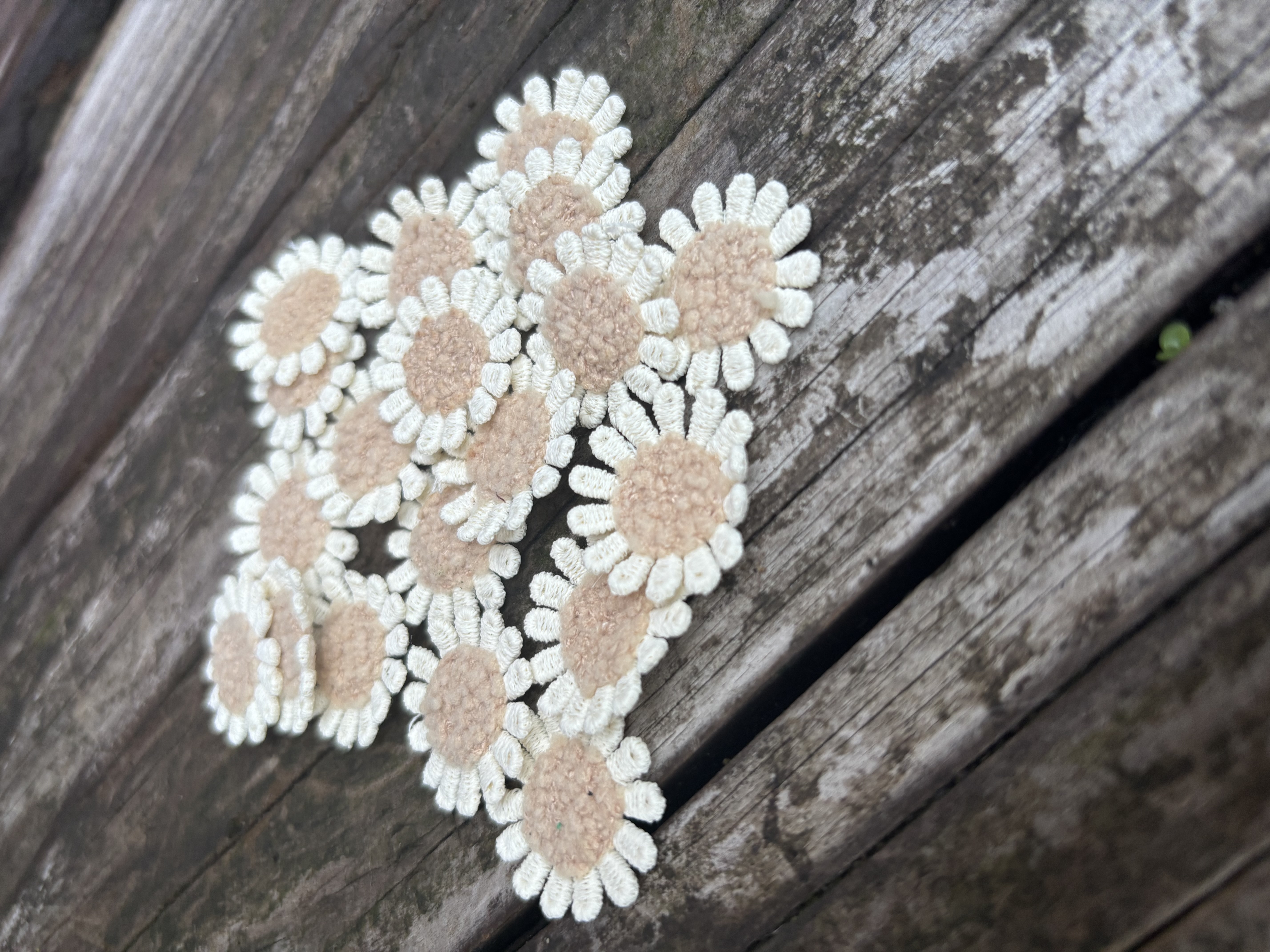 Beige bloem stof
