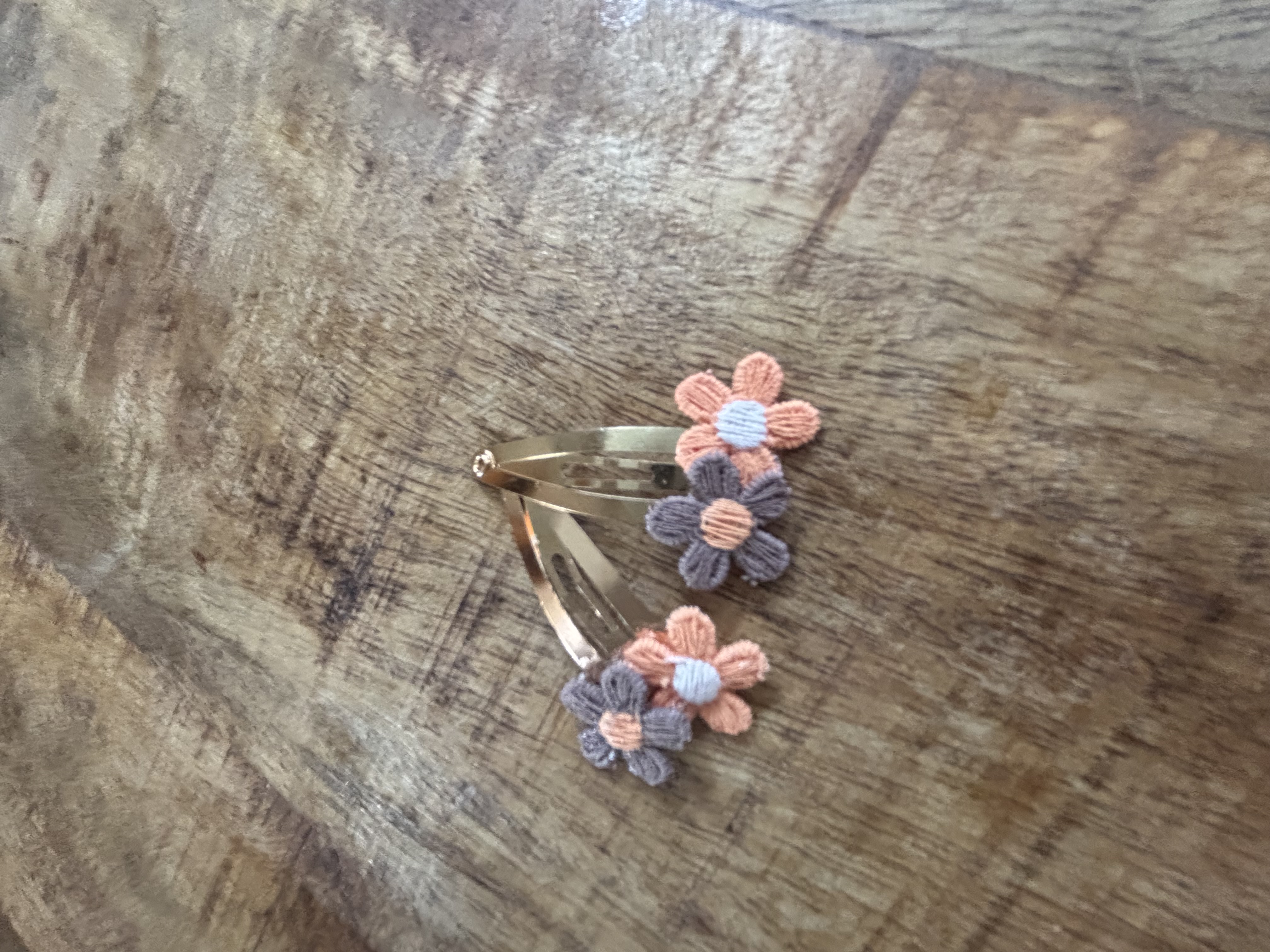 Clipjes met bloemetjes / meerdere kleurtjes