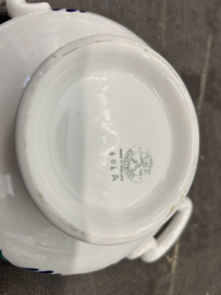 Dekschaaltje van het kinderservies