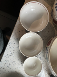 6 delige schalenset 10-23 cm uit jaren 20-50