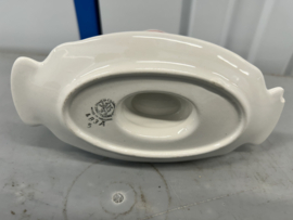 Schenkkannetje behorende bij het kinderservies