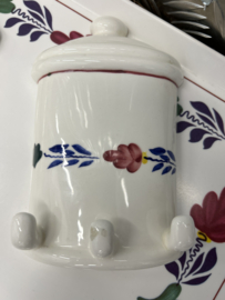 Handoekhanger “voorraadpot” met hele kleine schade op het middelste hangertje