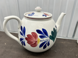 Koffie of theekan grootste formaat van dit model