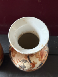 Sierlijke paar Japanse Imari vaasjes