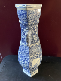 Antiek Chinese Blauw witte vaas met oren