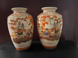 Paar Antieke Japanse satsuma vaasjes