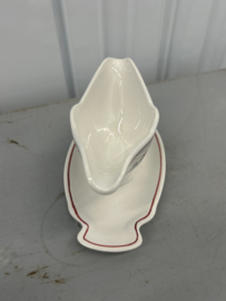 Schenkkannetje behorende bij kinderservies , topstaat