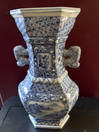 Antiek Chinese Blauw witte vaas met oren