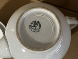 Theepot met 2 ringen , Grote bloem
