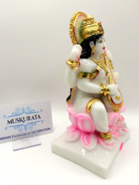 Saraswati beeld