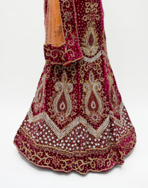 Lehnga Wine