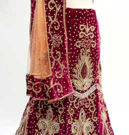 Lehnga Wine