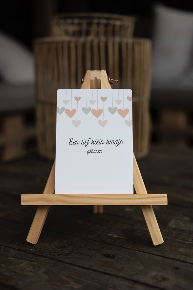 Kaartje Een lief klein kindje geboren