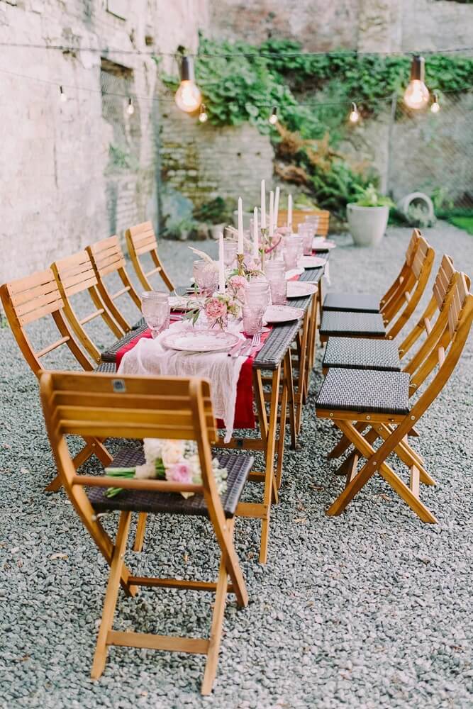 21-diner organiseren: 5 thema’s & tafeldecoratie ideeën voor een sfeervolle avond