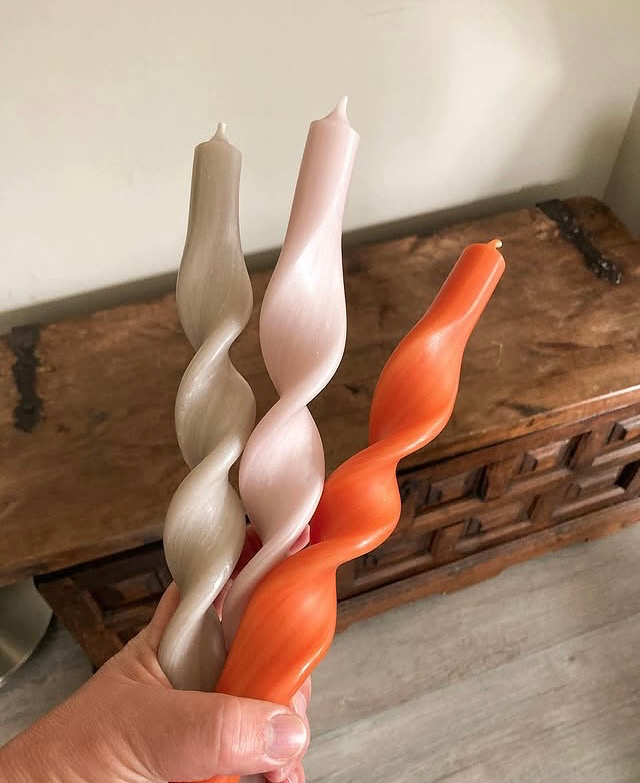 21-diner organiseren: 5 thema’s & tafeldecoratie ideeën voor een sfeervolle avond