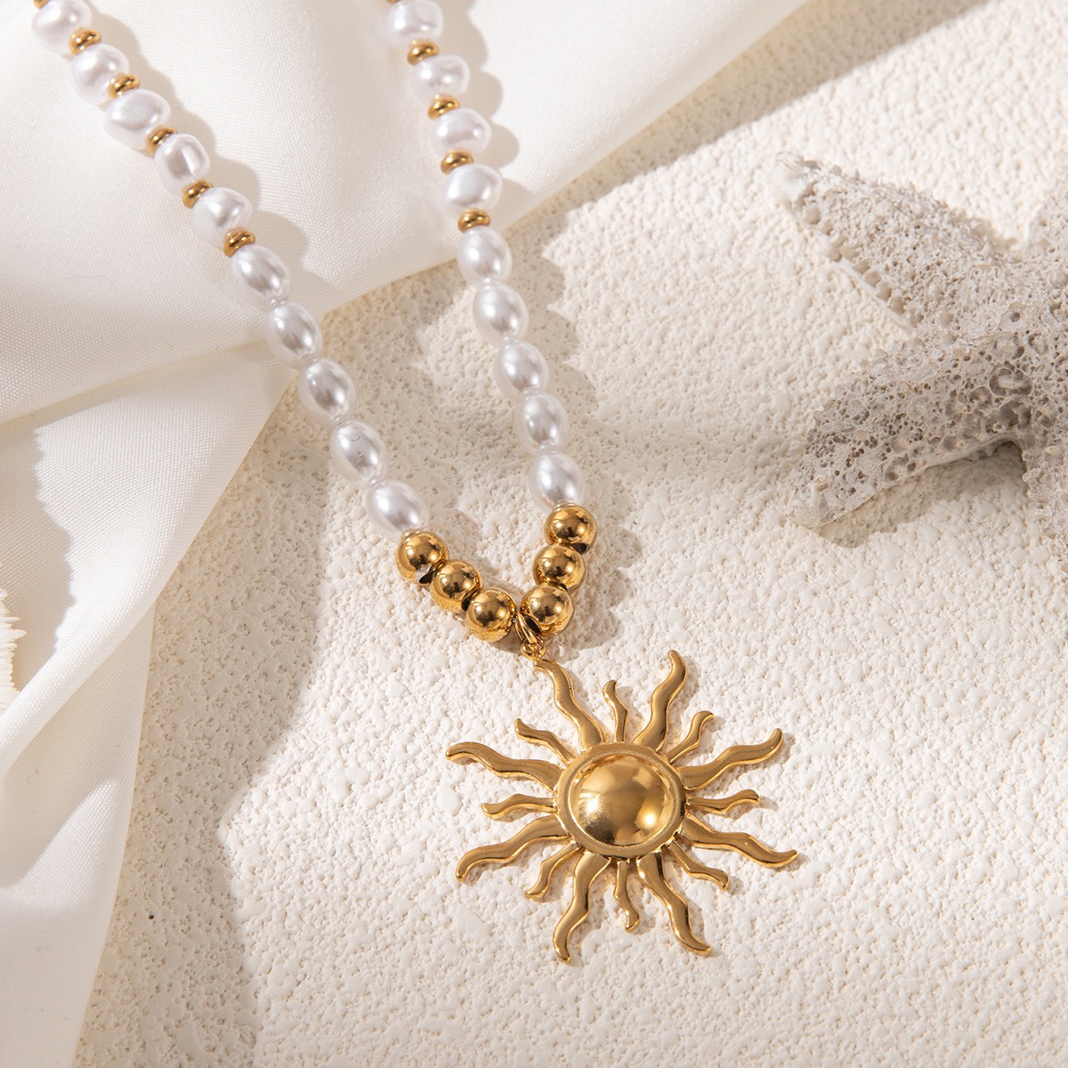 SUNNY BEADS NECKLACE