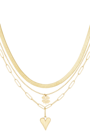 HEART & CLOVER NECKLACE