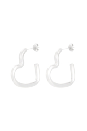 OPEN HEART EARRINGS