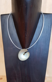 Ketting met aluminium bloem