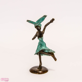 Bronzen dansende dame