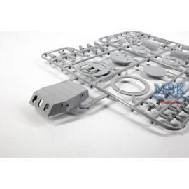 VERY FIRE 1:350 U.S. Navy Battleship BB-67 USS MONTANA (02-11-2024)