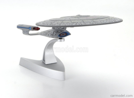 CORGI 1/2000 STAR TREK - U.S.S. ENTERPRISE NCC-1701-D - THE NEXT GENERATION