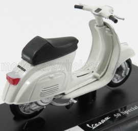 MAISTO - 1/18 - PIAGGIO - VESPA 50 SPECIAL 1969 - WHITE MOTORCYCLE
