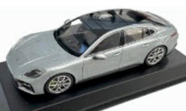 SPARK-MODEL - 1/43 - PORSCHE - PANAMERA E-HYBRID (G3) 2024 - SILVER (02-11-2024)